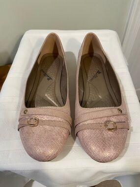 Bellini Brand “Bamboo” Women's Pink Textured Slip-On Flats